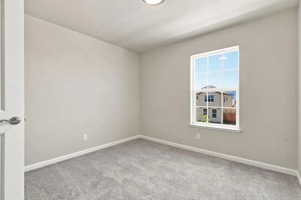 748 S Aurora Way King City, CA 93930