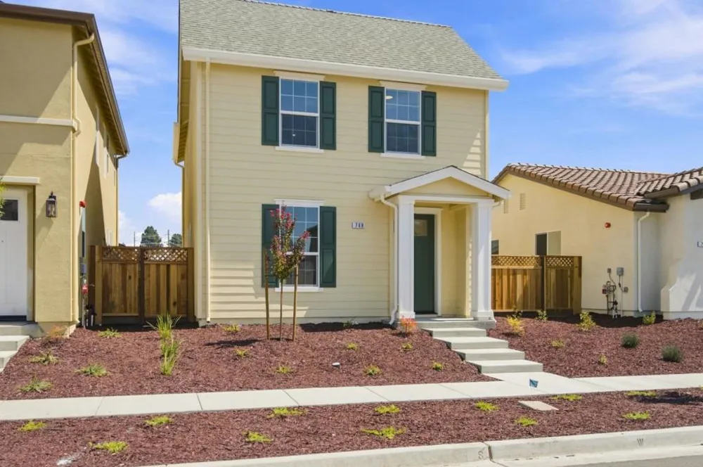 748 Aurora Way King City, CA 93930