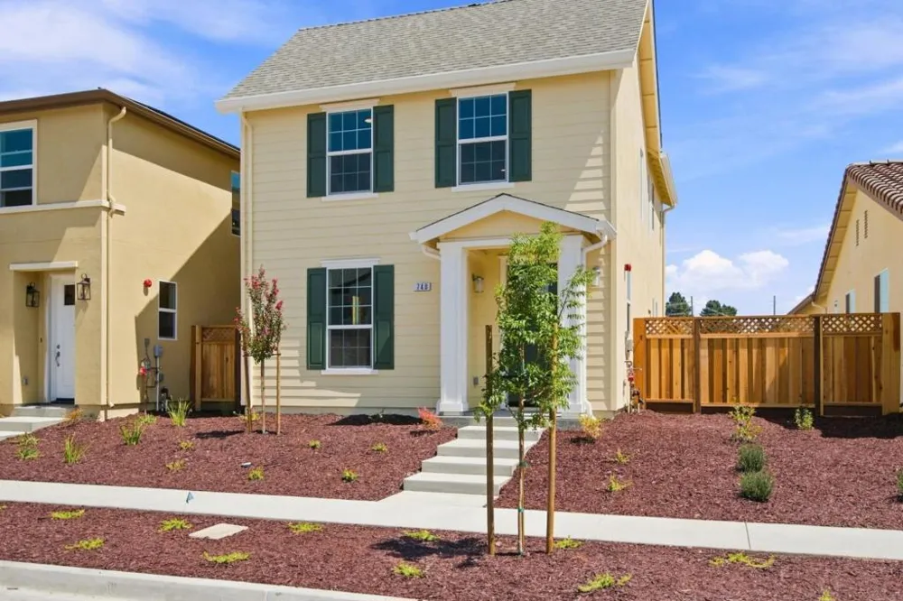 748 Aurora Way King City, CA 93930