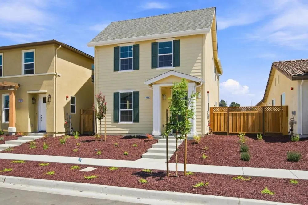 748 Aurora Way King City, CA 93930