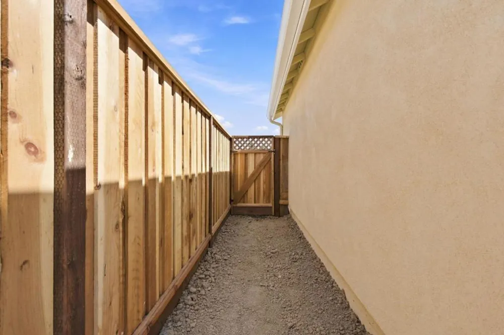 748 Aurora Way King City, CA 93930