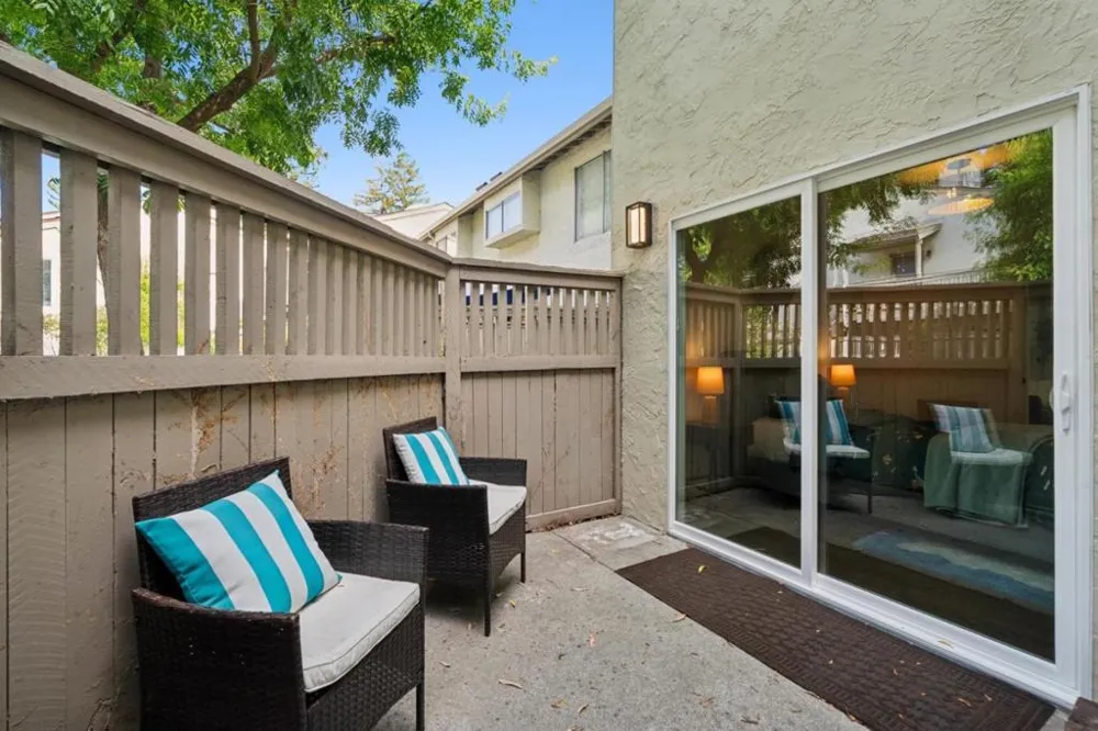 19417 Vineyard Lane Saratoga, CA 95070