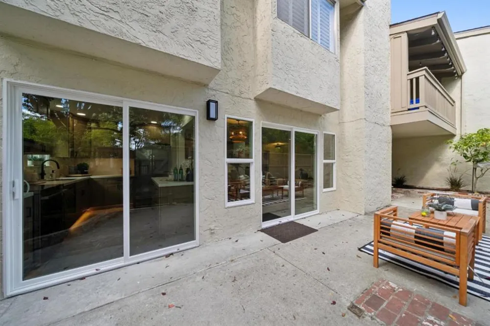 19417 Vineyard Lane Saratoga, CA 95070