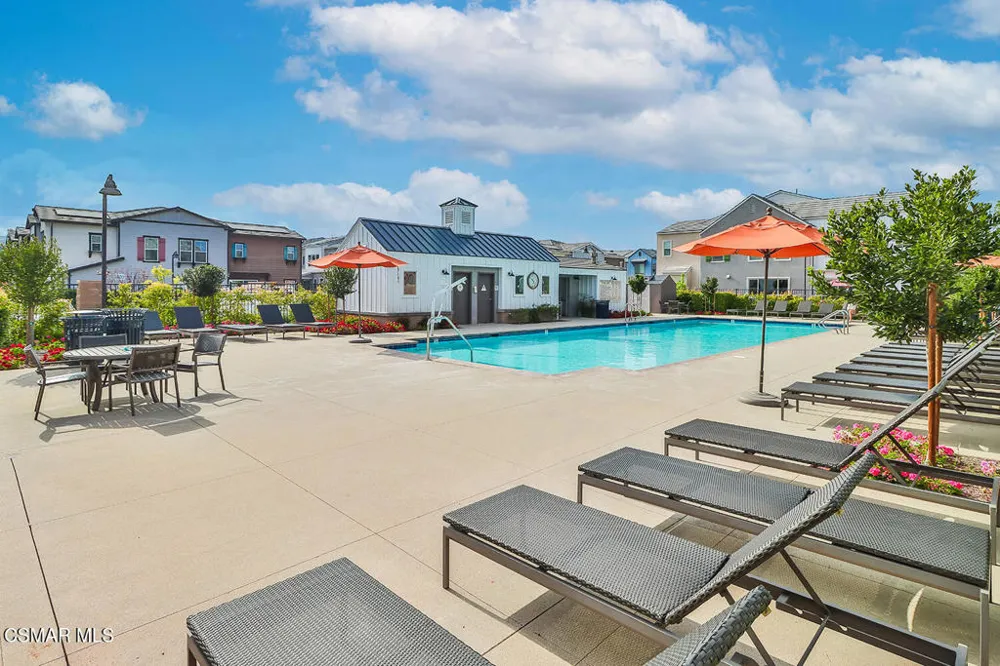 1953 Cottage Drive #6 Simi Valley, CA 93065