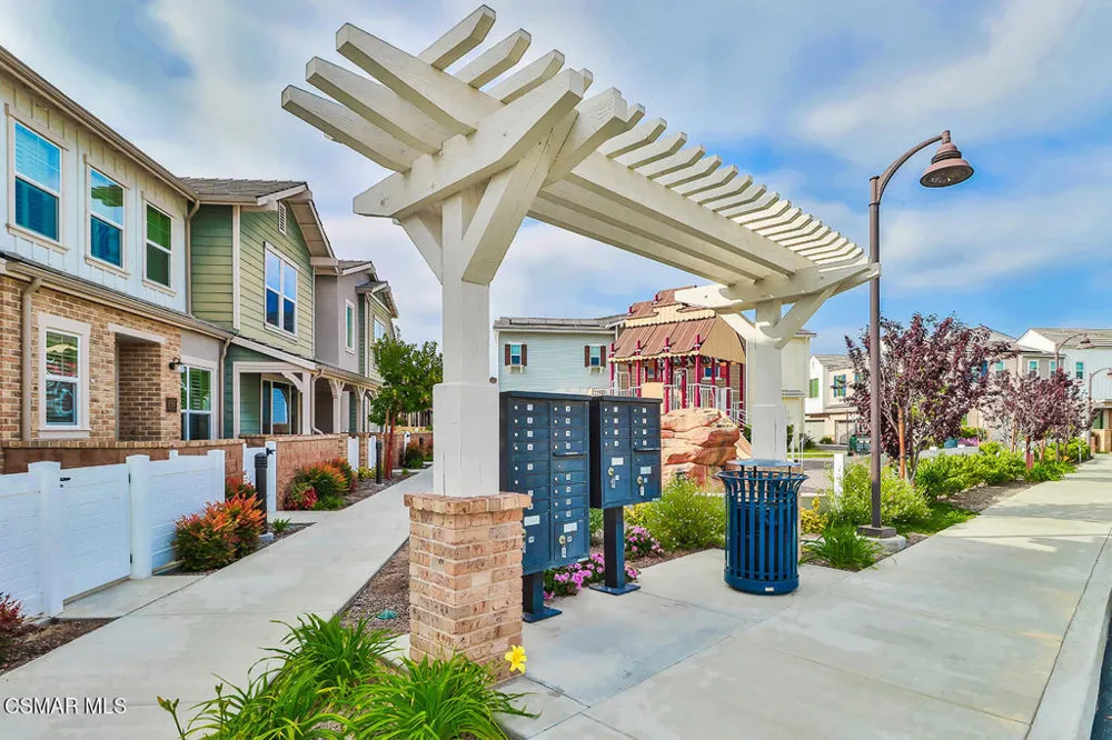 1953 Cottage Drive #6 Simi Valley, CA 93065