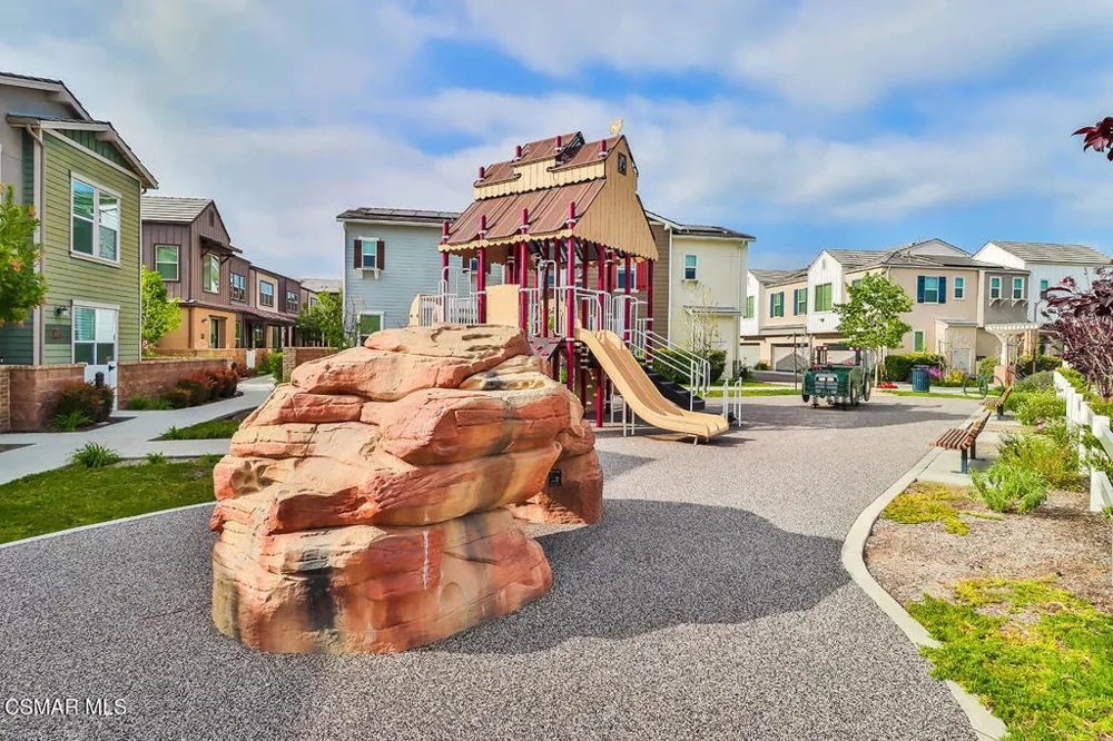 1953 Cottage Drive #6 Simi Valley, CA 93065