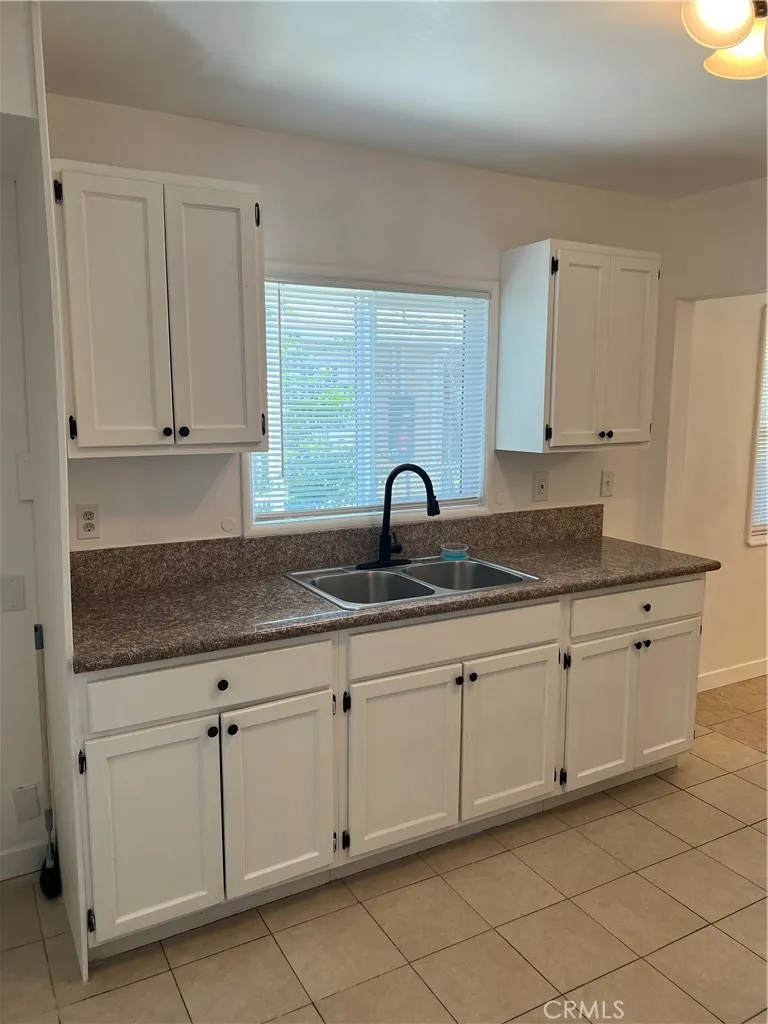 11326 Forest Grove Street El Monte, CA 91731