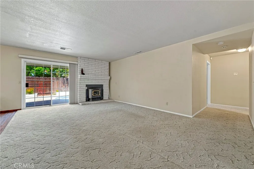 3311 Shamrock Merced, CA 95340