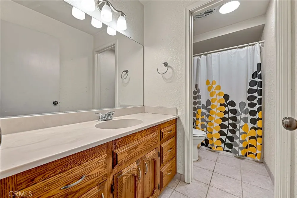 3311 Shamrock Merced, CA 95340