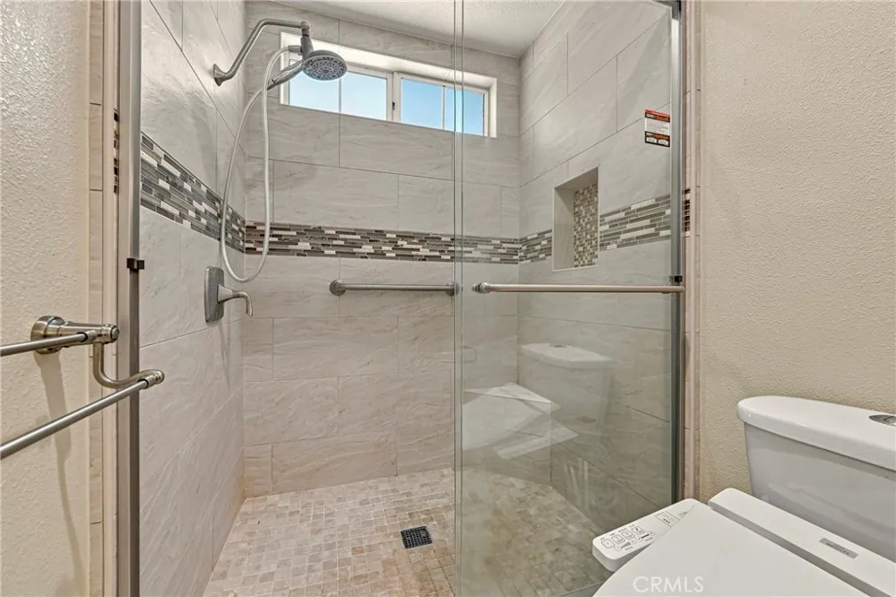 3311 Shamrock Merced, CA 95340