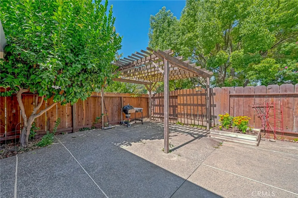 3311 Shamrock Merced, CA 95340