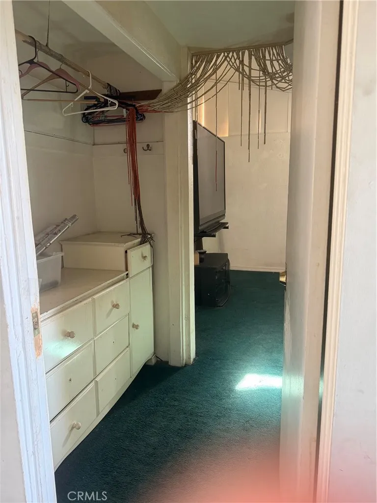 3405 E Harding Long Beach, CA 90805