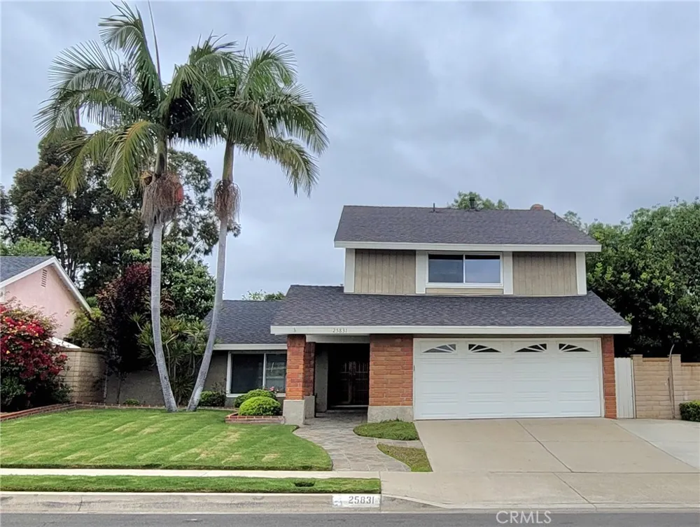 25831 Chapel Hill Drive Lake Forest, CA 92630