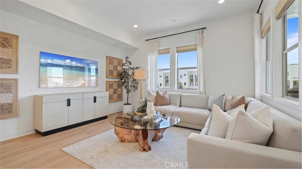 1298 Hummingbird Place Montebello, CA 90640