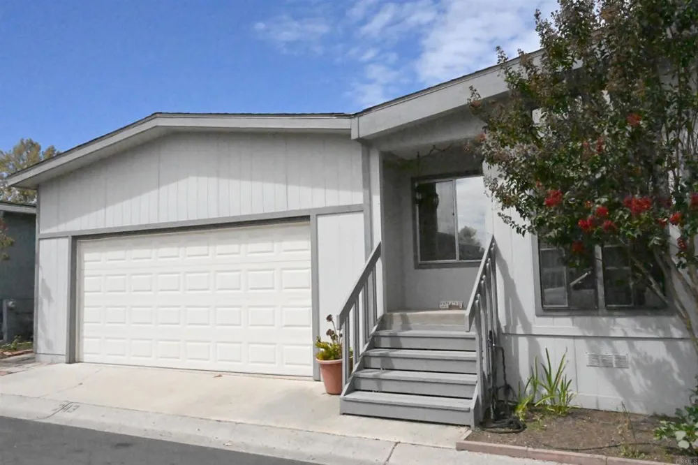9255 Magnolia #243 Santee, CA 92071