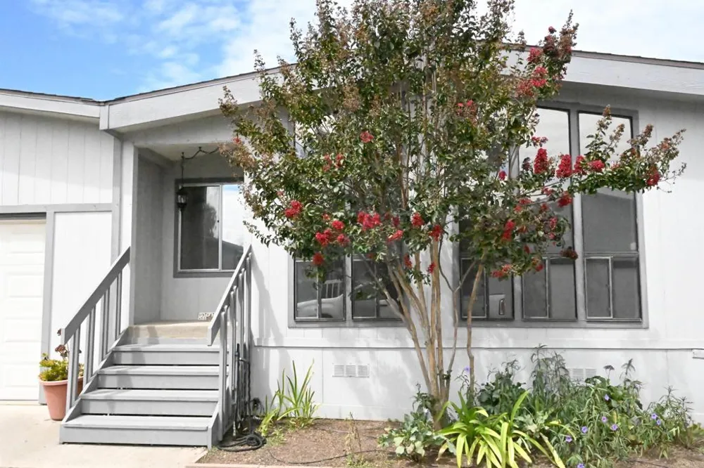 9255 Magnolia #243 Santee, CA 92071