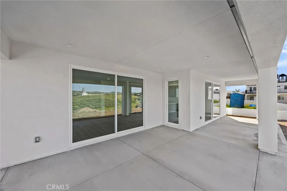 16765 La Bella Villa Riverside, CA 92503