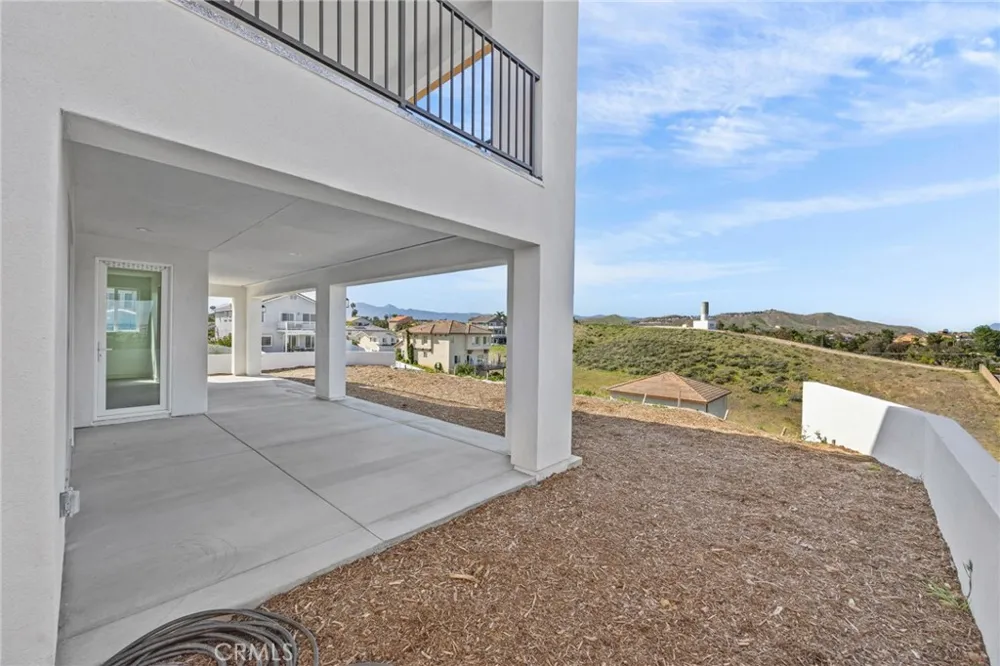 16765 La Bella Villa Riverside, CA 92503