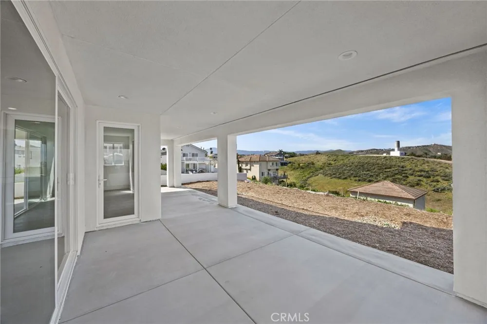 16765 La Bella Villa Riverside, CA 92503