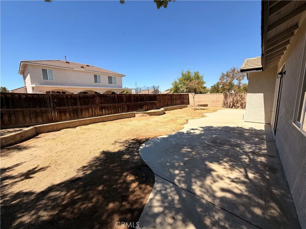 116 Fox Trotter San Jacinto, CA 92582
