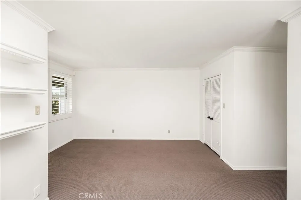 68 Surfside Avenue Surfside, CA 90740