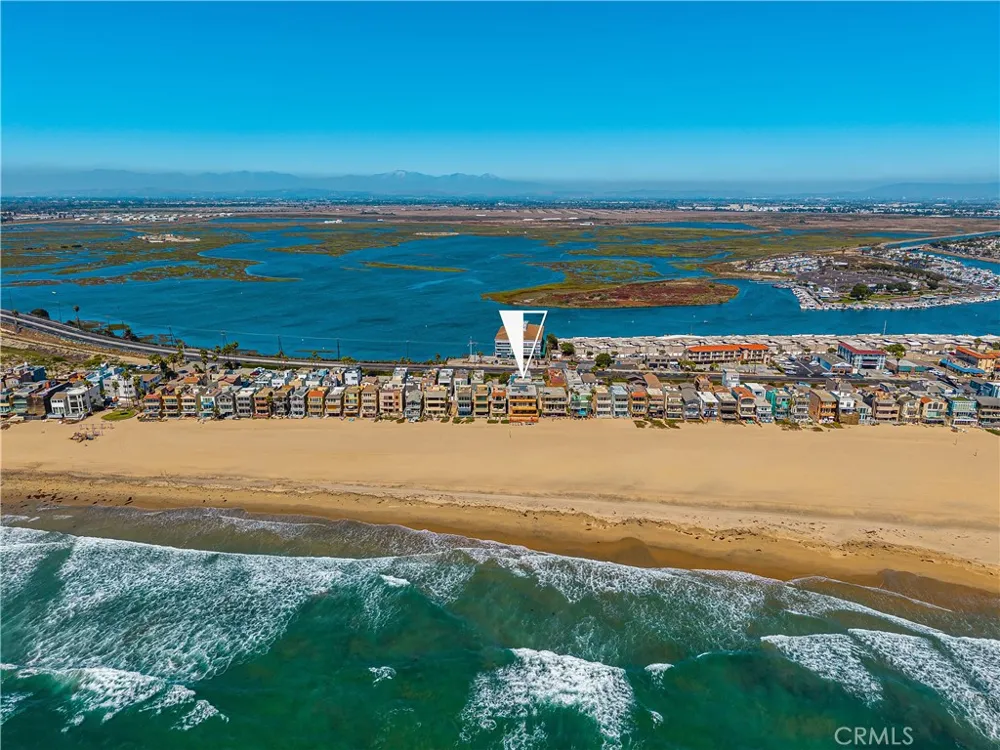 68 Surfside Avenue Surfside, CA 90740