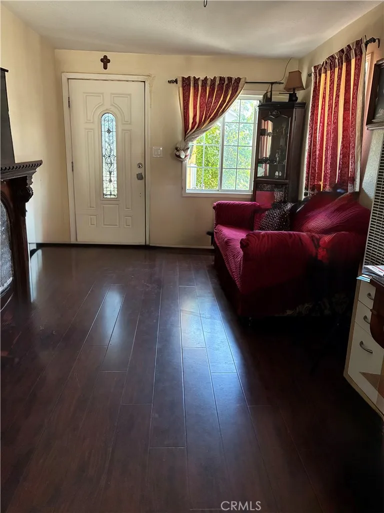 9568 Maie Los Angeles, CA 90002