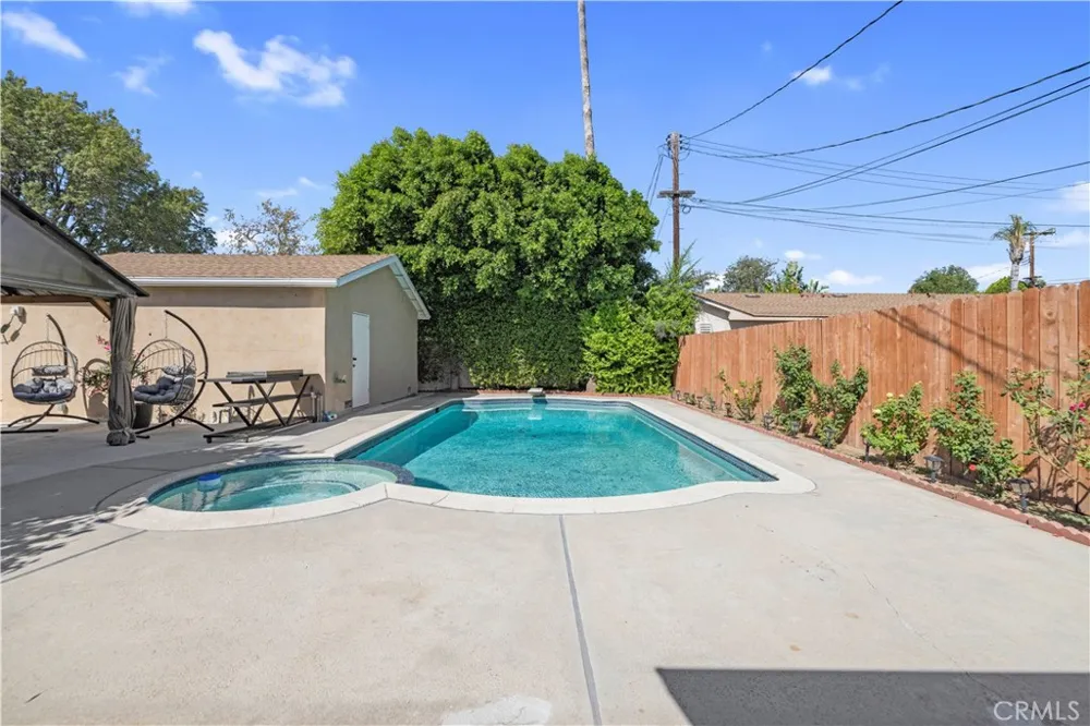 11201 Petit Avenue Los Angeles, CA 91344