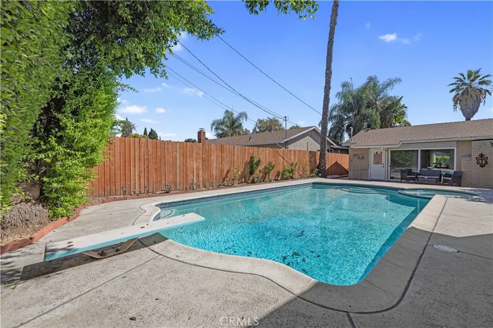 11201 Petit Avenue Los Angeles, CA 91344