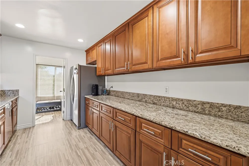 11201 Petit Avenue Los Angeles, CA 91344