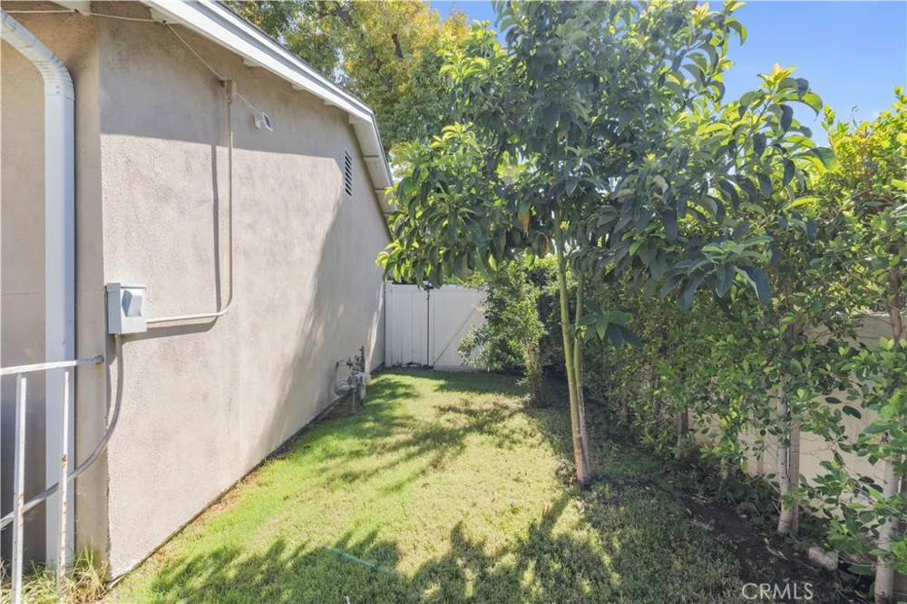 11201 Petit Avenue Los Angeles, CA 91344