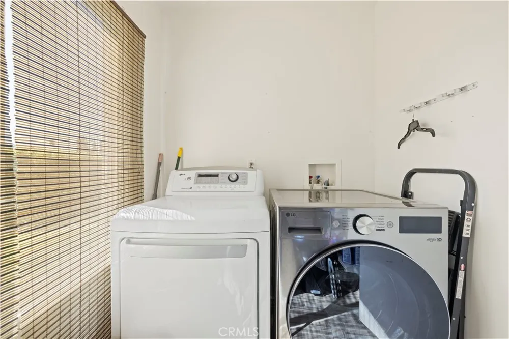 11201 Petit Avenue Los Angeles, CA 91344