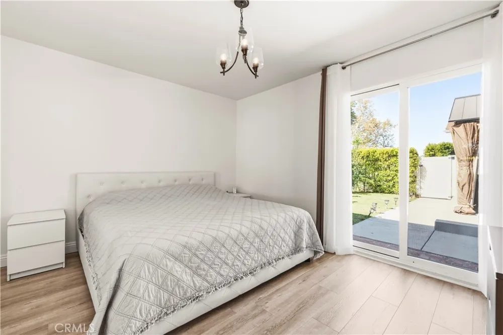 11201 Petit Avenue Los Angeles, CA 91344