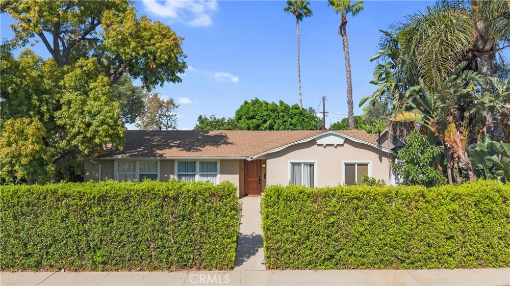 11201 Petit Avenue Los Angeles, CA 91344