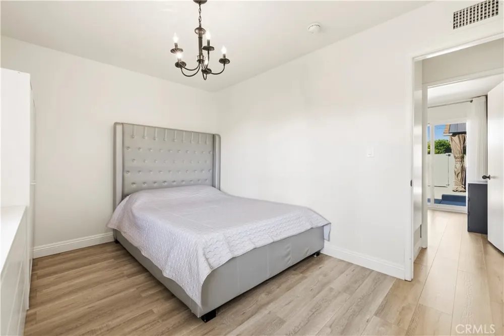 11201 Petit Avenue Los Angeles, CA 91344