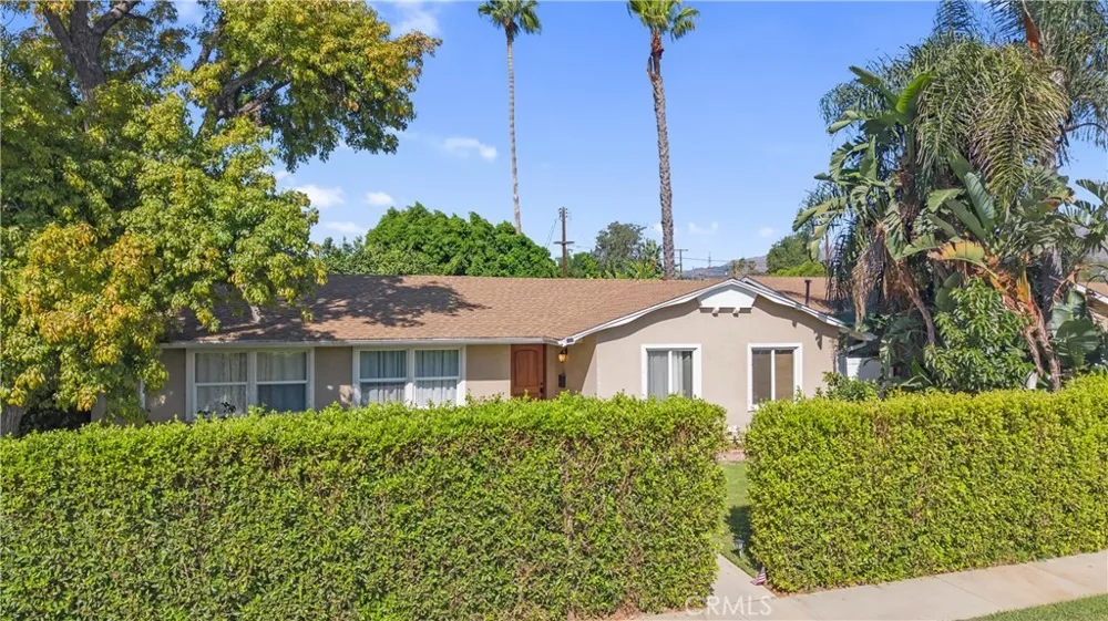 11201 Petit Avenue Los Angeles, CA 91344