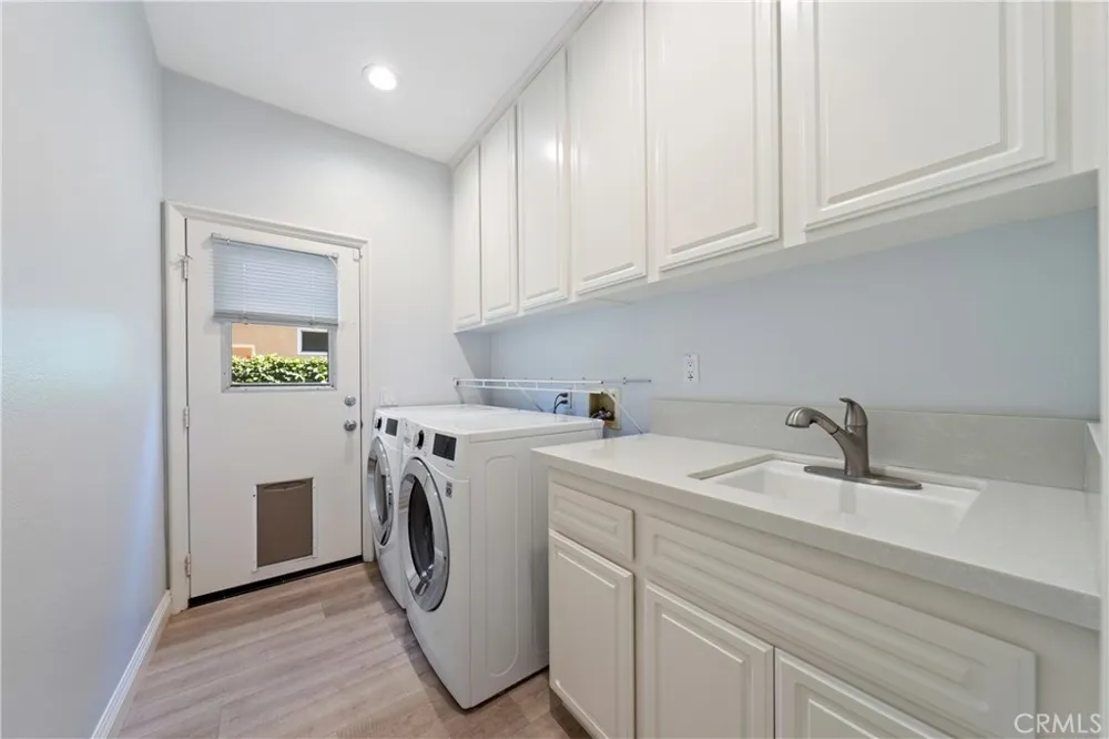 16 Faith Irvine, CA 92612