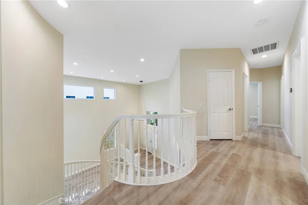 16 Faith Irvine, CA 92612