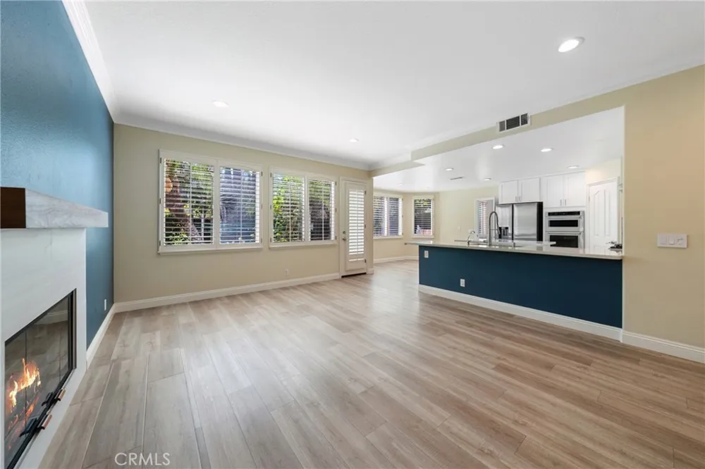 16 Faith Irvine, CA 92612