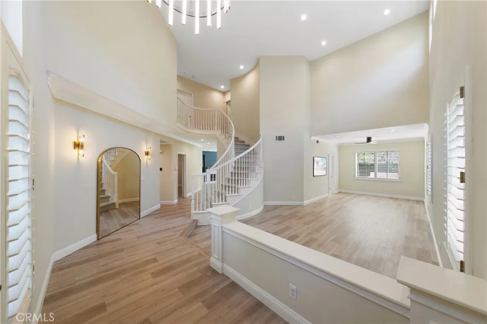 16 Faith Irvine, CA 92612