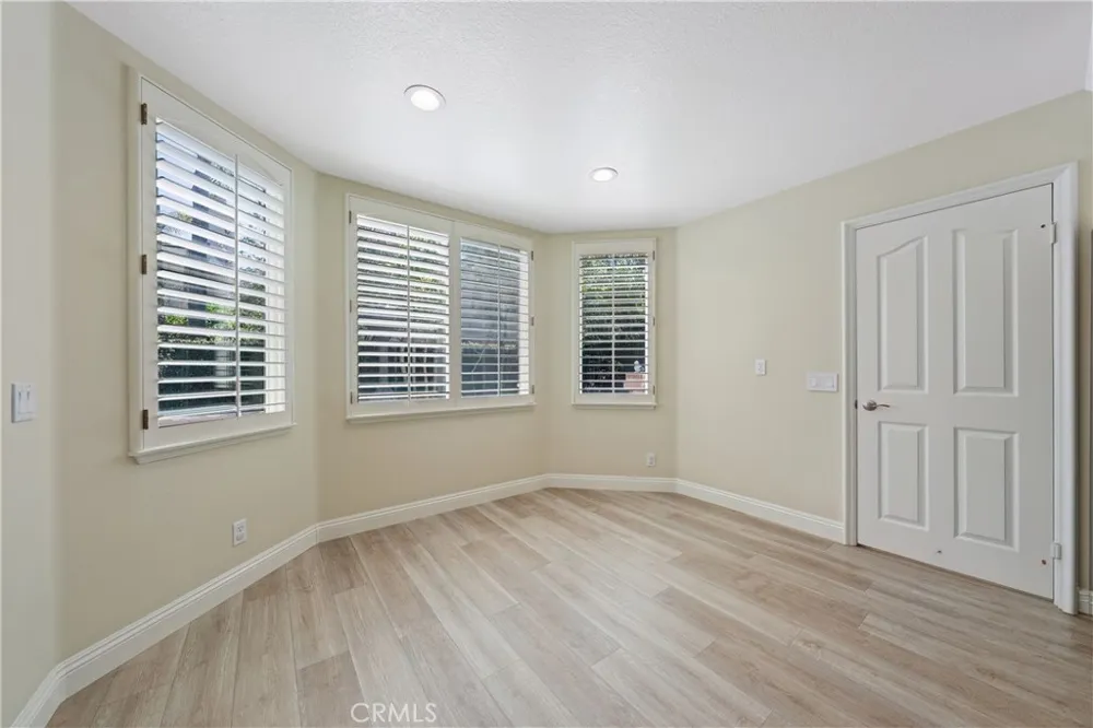 16 Faith Irvine, CA 92612