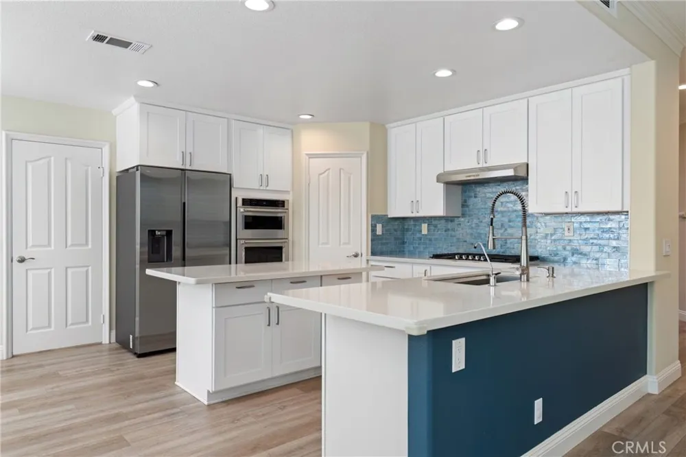 16 Faith Irvine, CA 92612
