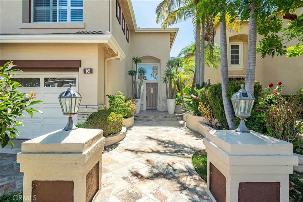16 Faith Irvine, CA 92612