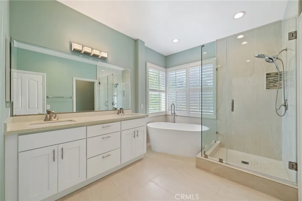 16 Faith Irvine, CA 92612