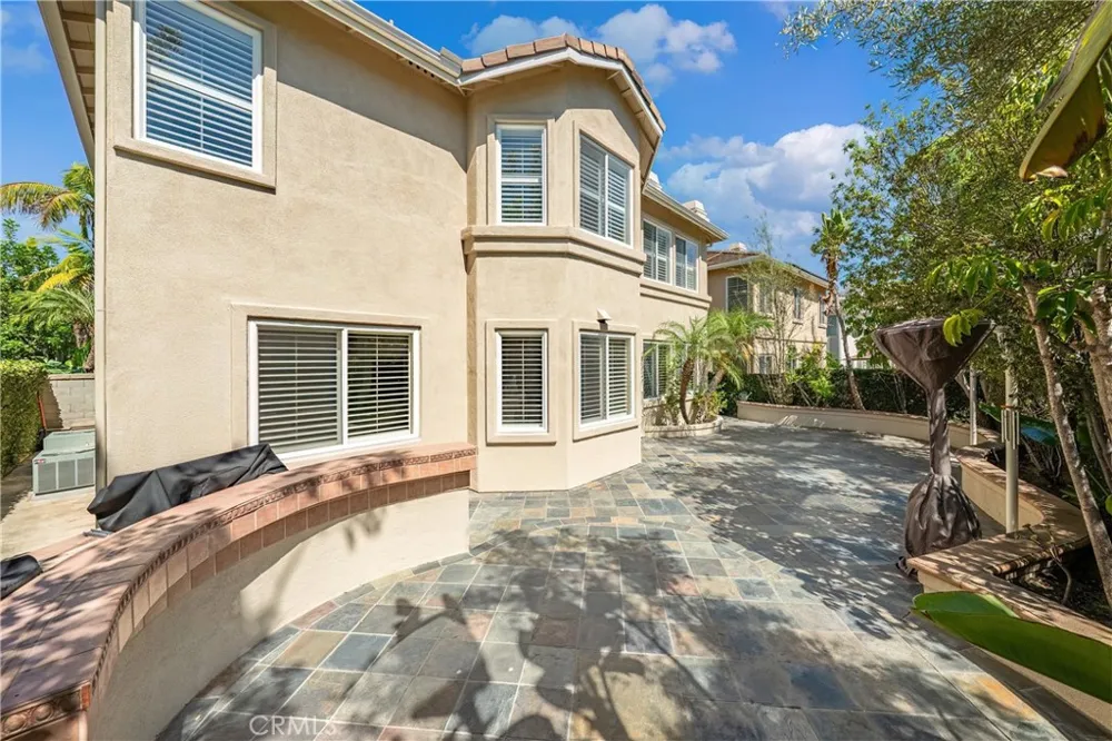 16 Faith Irvine, CA 92612