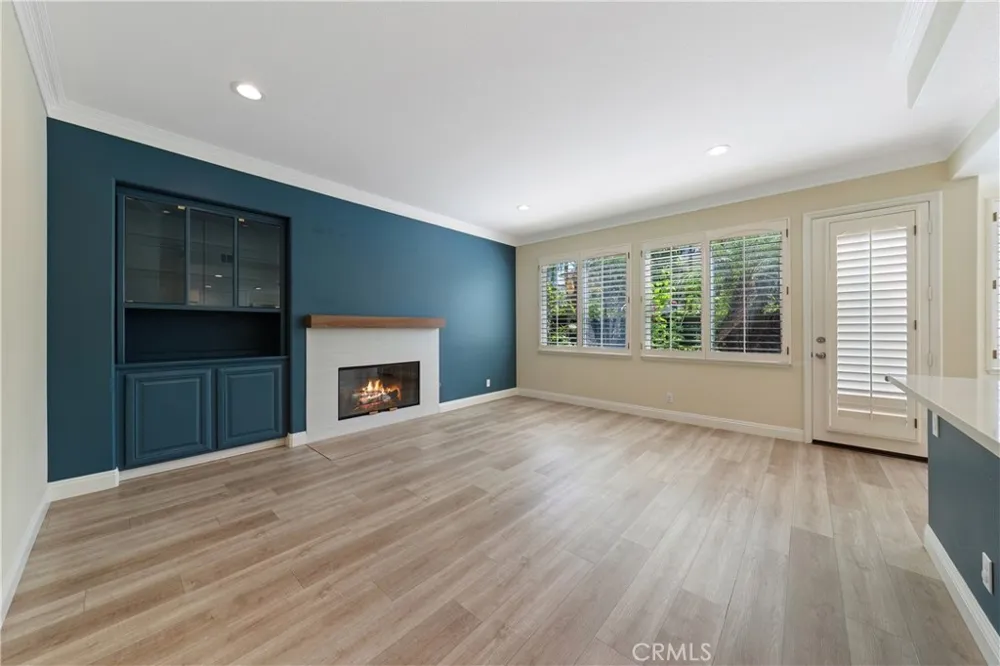 16 Faith Irvine, CA 92612