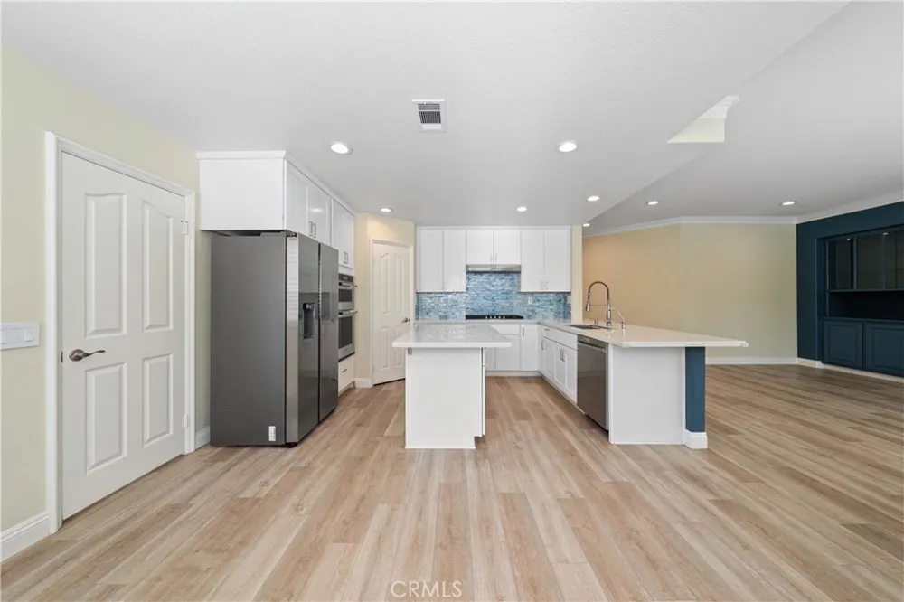 16 Faith Irvine, CA 92612