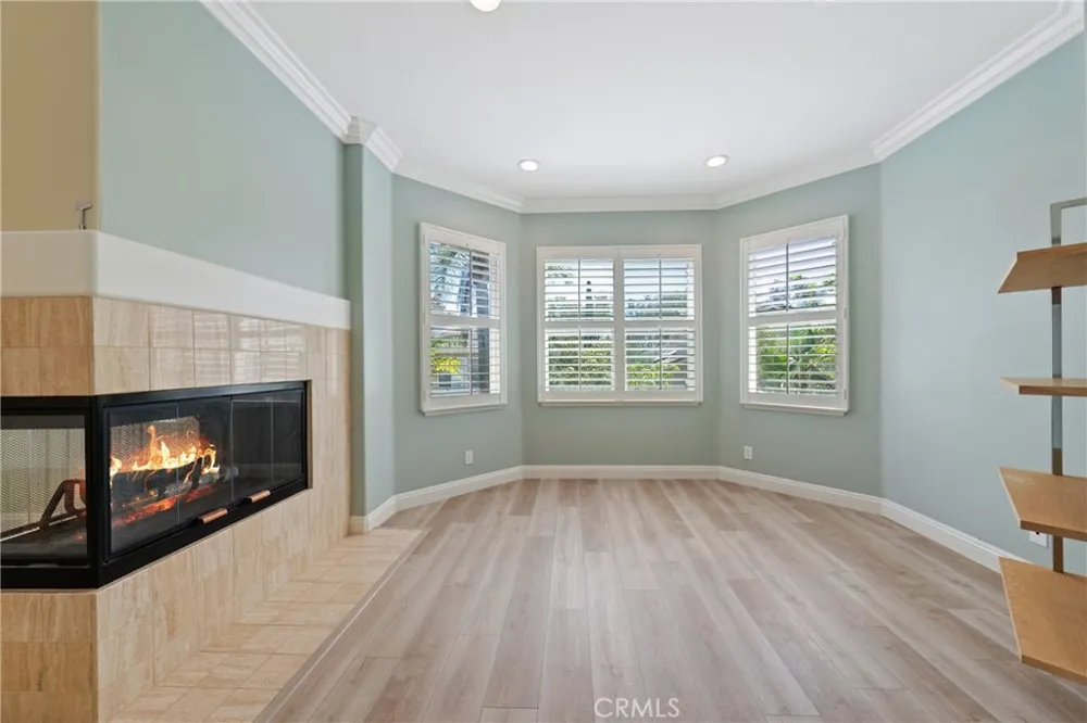 16 Faith Irvine, CA 92612