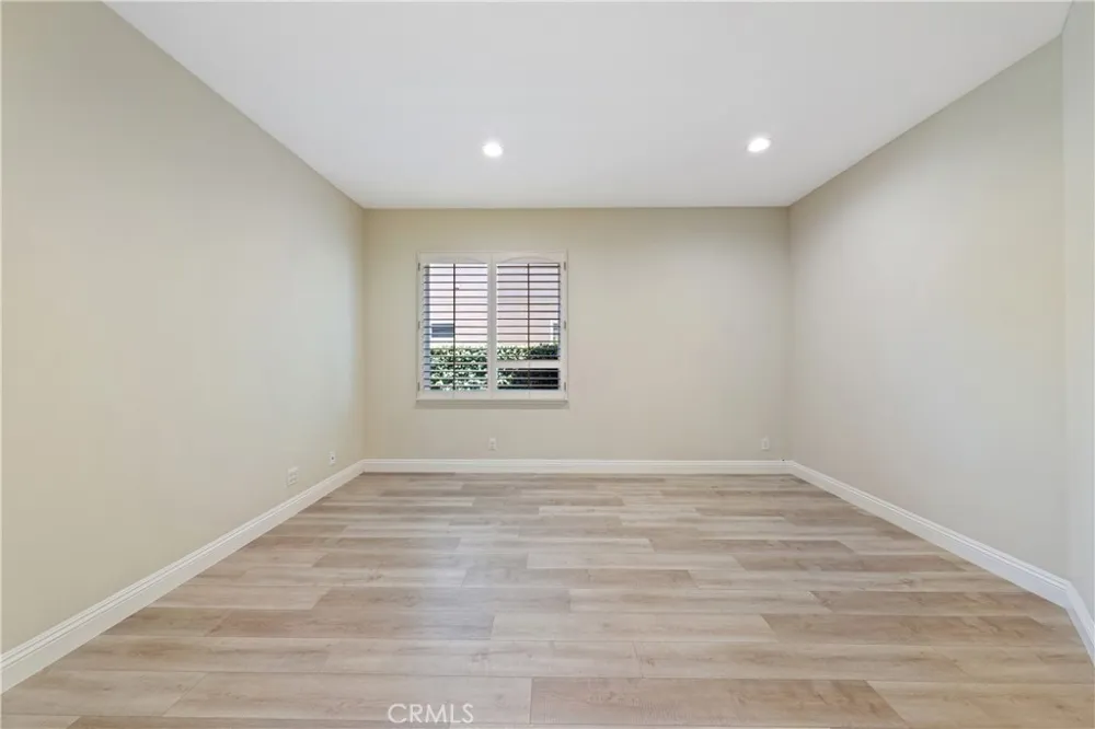 16 Faith Irvine, CA 92612