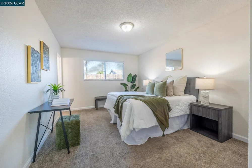 1012 Humphrey Dr Suisun City, CA 94585
